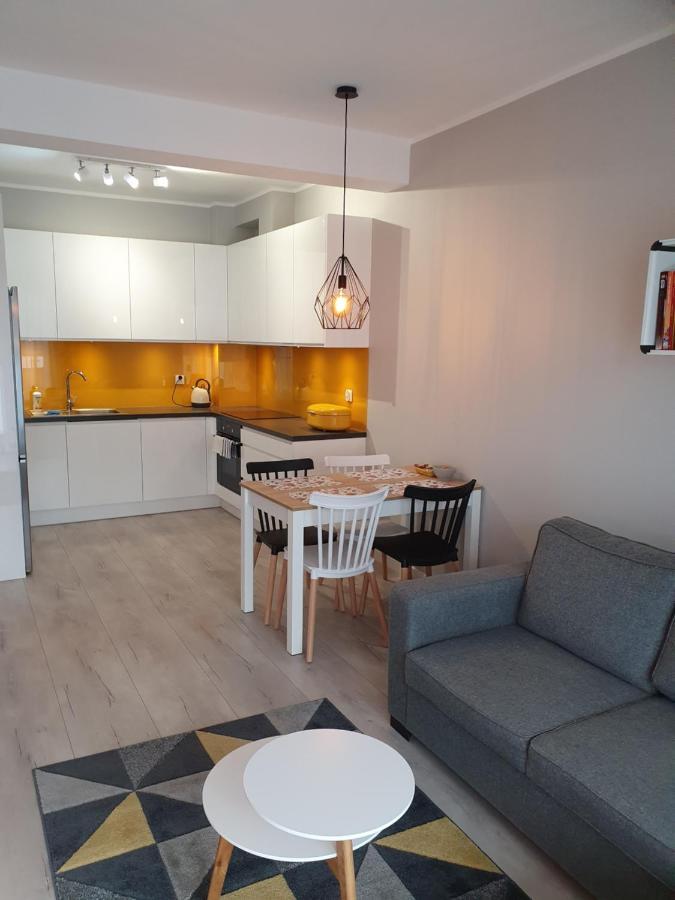 Apartament Sloneczny Air Conditioning Slupsk Bagian luar foto