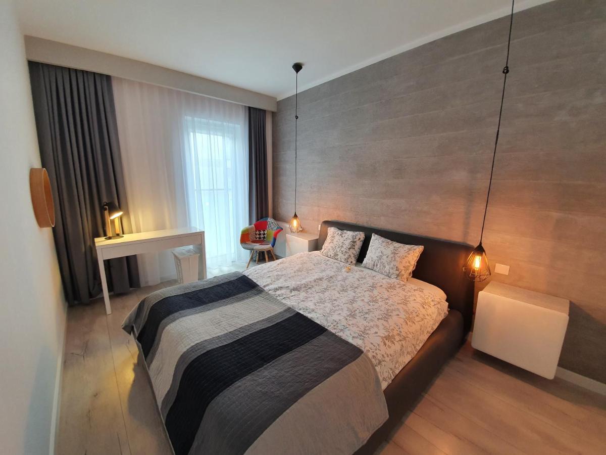 Apartament Sloneczny Air Conditioning Slupsk Bagian luar foto